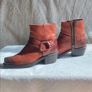 Red Frye harness boots size 6m